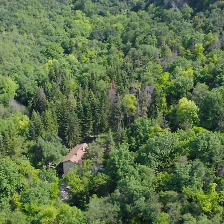 Крушун - Единствена На Метри От Водопадите, Krushun - The Only Stay Just Meters From The Waterfalls Krushuna Esterno foto