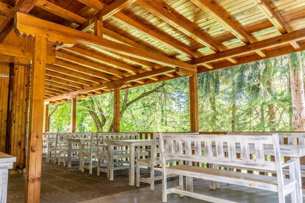 Крушун - Единствена На Метри От Водопадите, Krushun - The Only Stay Just Meters From The Waterfalls Krushuna Esterno foto