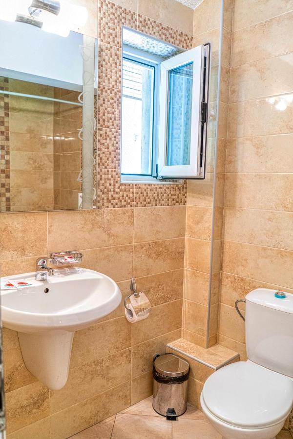 Крушун - Единствена На Метри От Водопадите, Krushun - The Only Stay Just Meters From The Waterfalls Krushuna Esterno foto