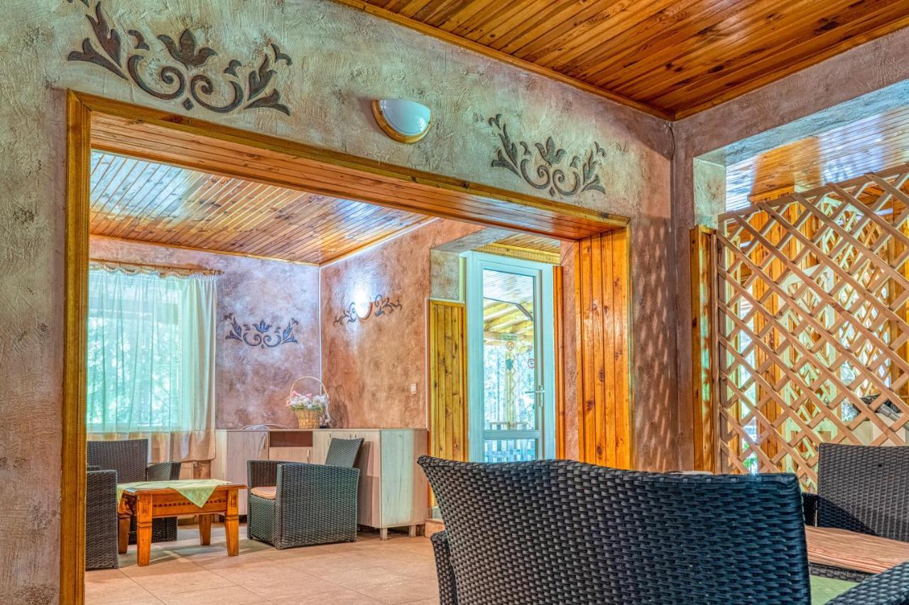 Крушун - Единствена На Метри От Водопадите, Krushun - The Only Stay Just Meters From The Waterfalls Krushuna Esterno foto
