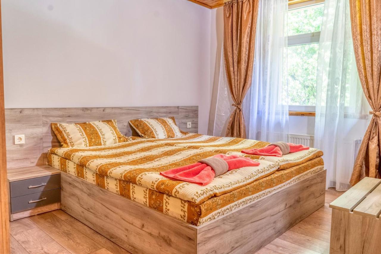 Крушун - Единствена На Метри От Водопадите, Krushun - The Only Stay Just Meters From The Waterfalls Krushuna Esterno foto