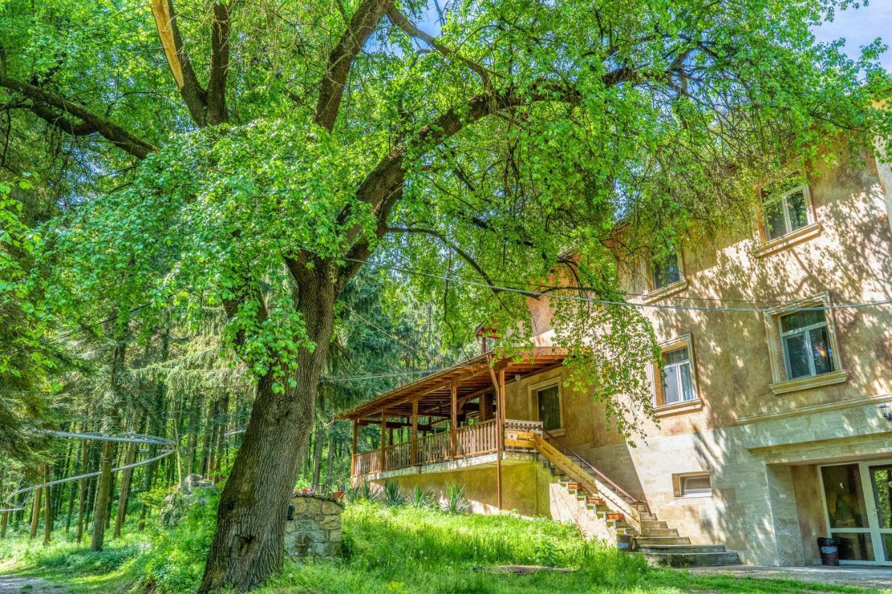 Крушун - Единствена На Метри От Водопадите, Krushun - The Only Stay Just Meters From The Waterfalls Krushuna Esterno foto