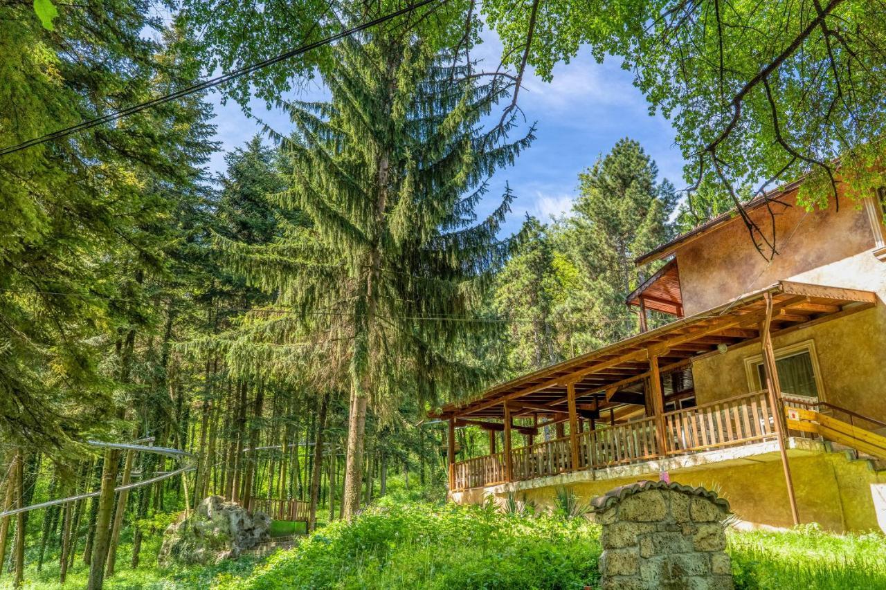 Крушун - Единствена На Метри От Водопадите, Krushun - The Only Stay Just Meters From The Waterfalls Krushuna Esterno foto